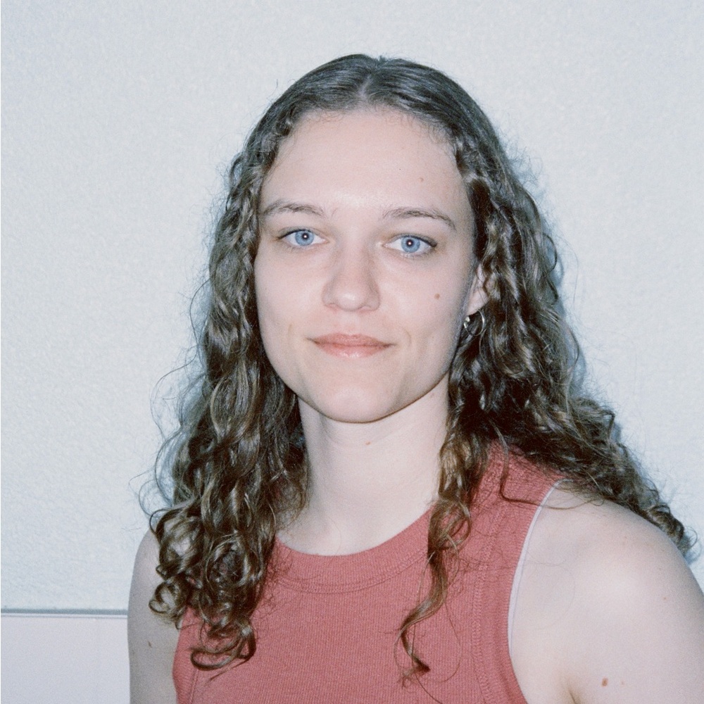 Meet your Posher, Ellie